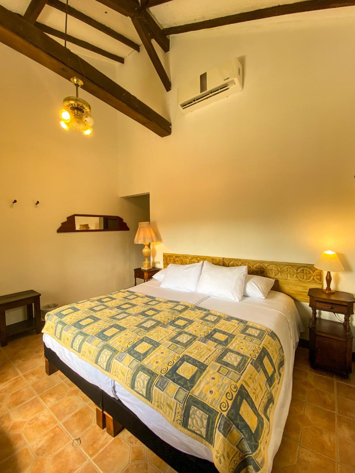 Hotel Mariscal Robledo Santa Fe de Antioquia Esterno foto